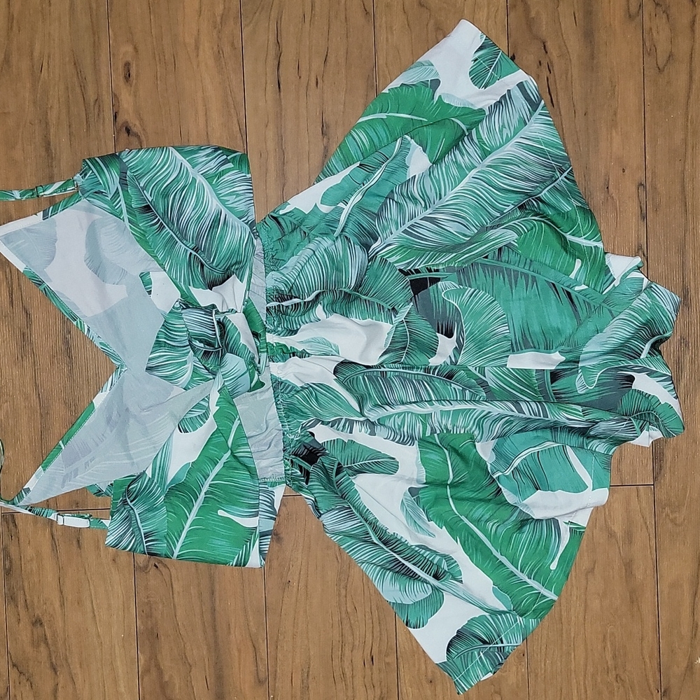 Romper - Picture 2 of 2